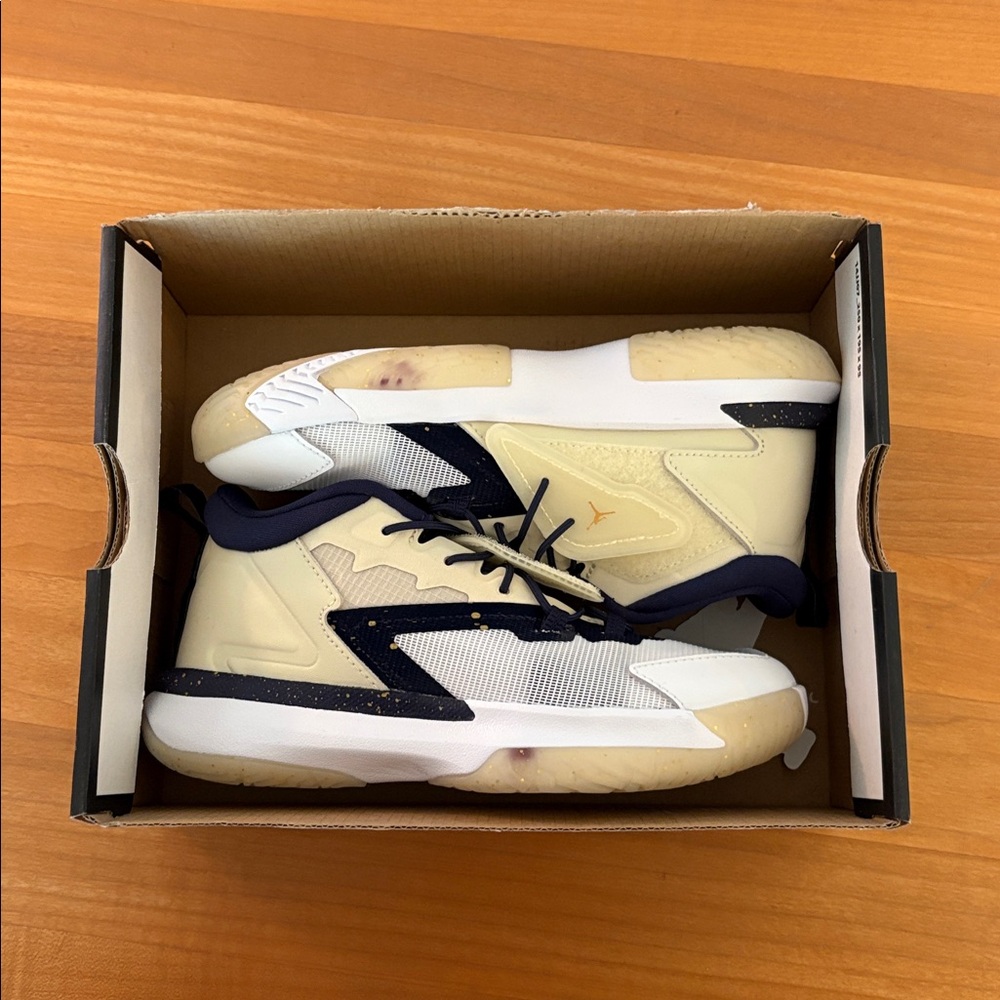 NWT Jordan Zion 1 Kids' Cream and Blue Athletic Shoes - Picture 9 of 9